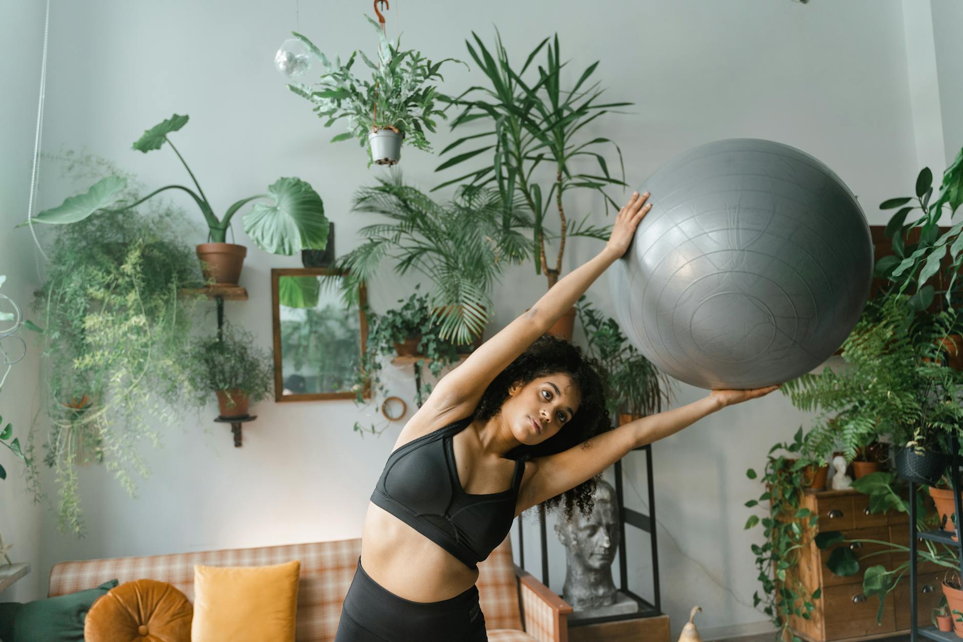 Office Chair Vs Exercise Ball For Back Pain - Prime Reviews Pro