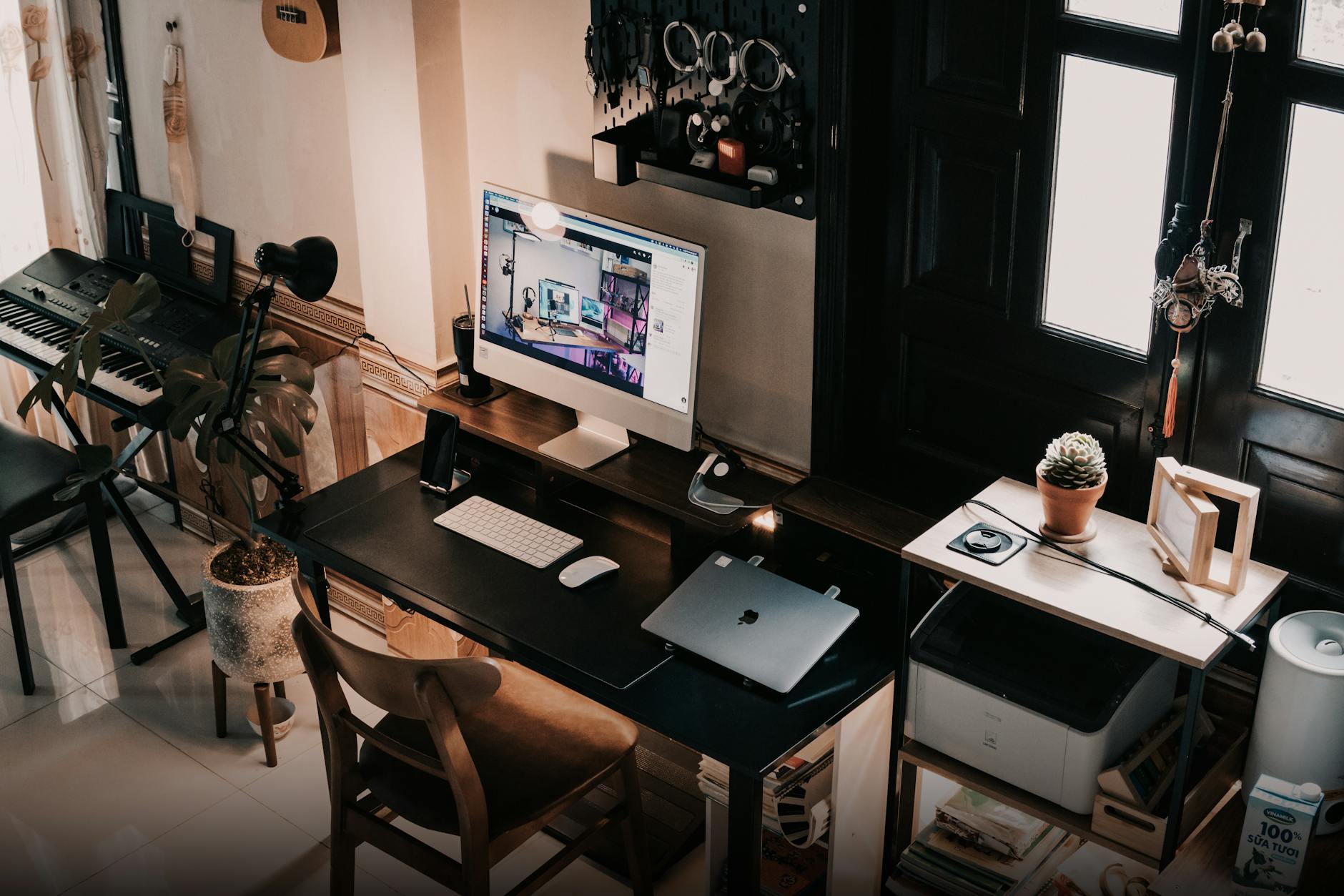 Optimizing Your Home Office: Ultrawide vs Dual Monitors - Prime Reviews Pro