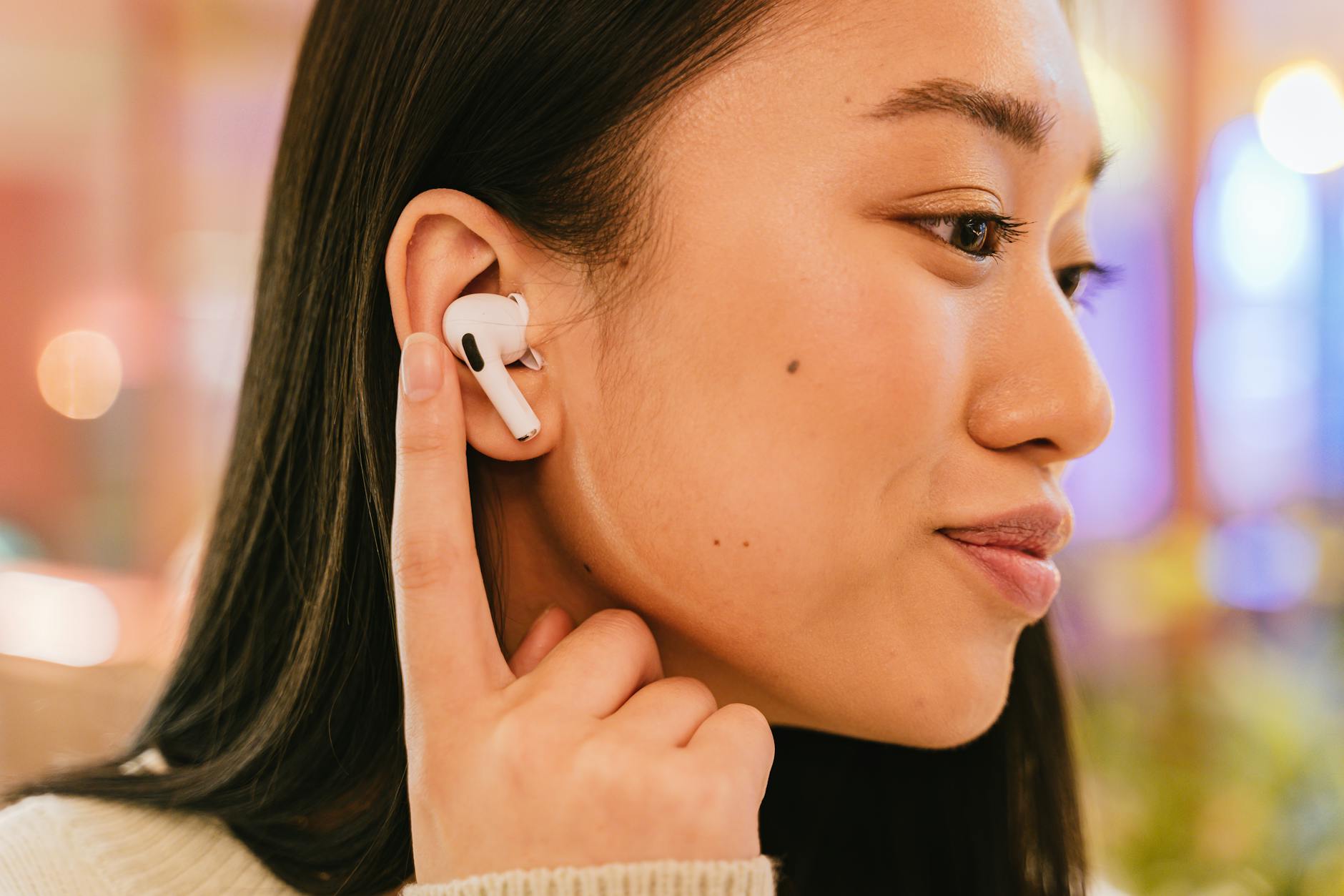 Headphones or AirPods in 2026? The Truth Might Surprise You — Headphones vs AirPods 2026: Which Should You Buy?