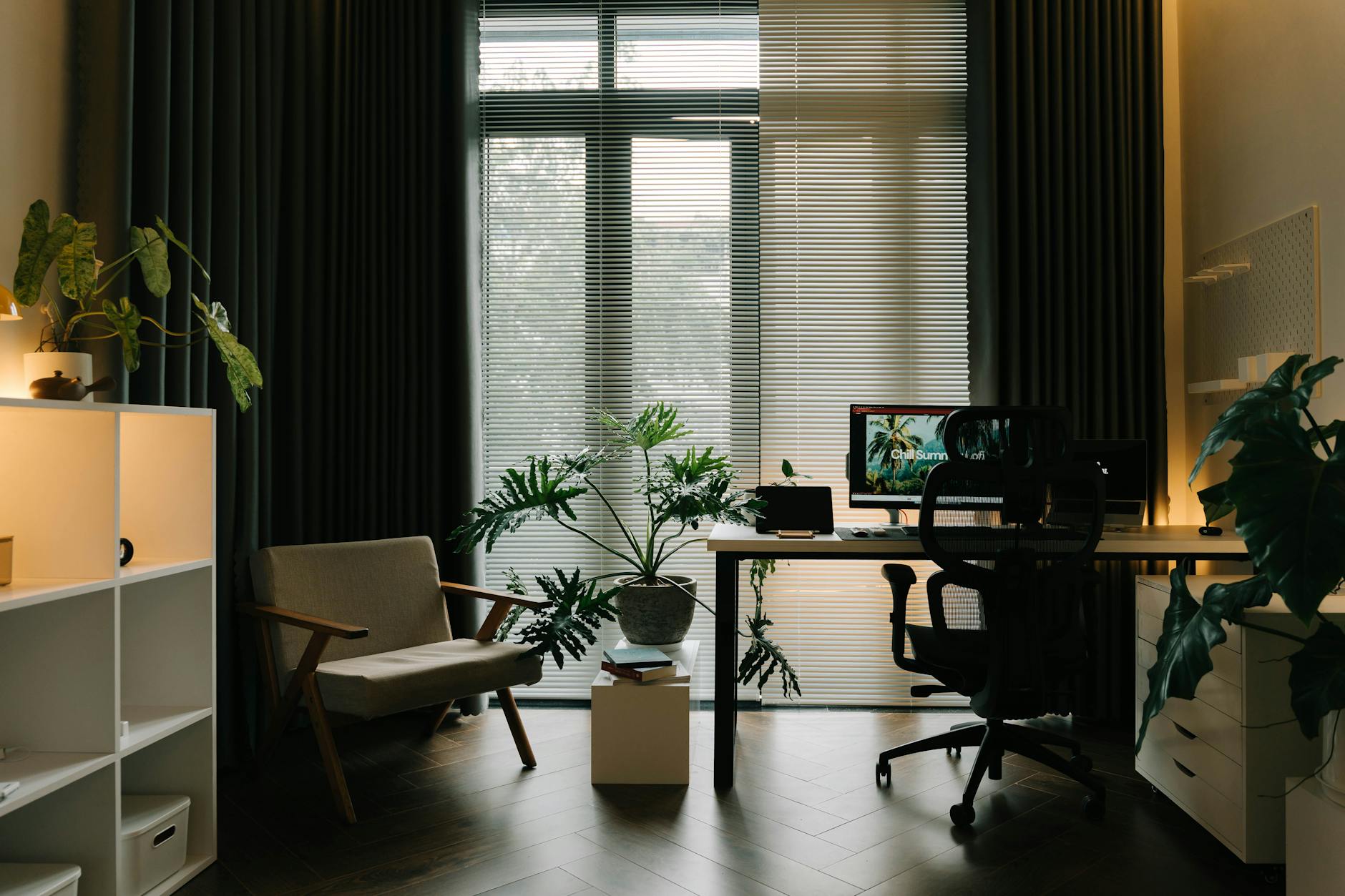 Herman Miller Aeron vs Secretlab Titan 2026 — Herman Miller Aeron vs Secretlab Titan 2026: Which Is Better for Your Home