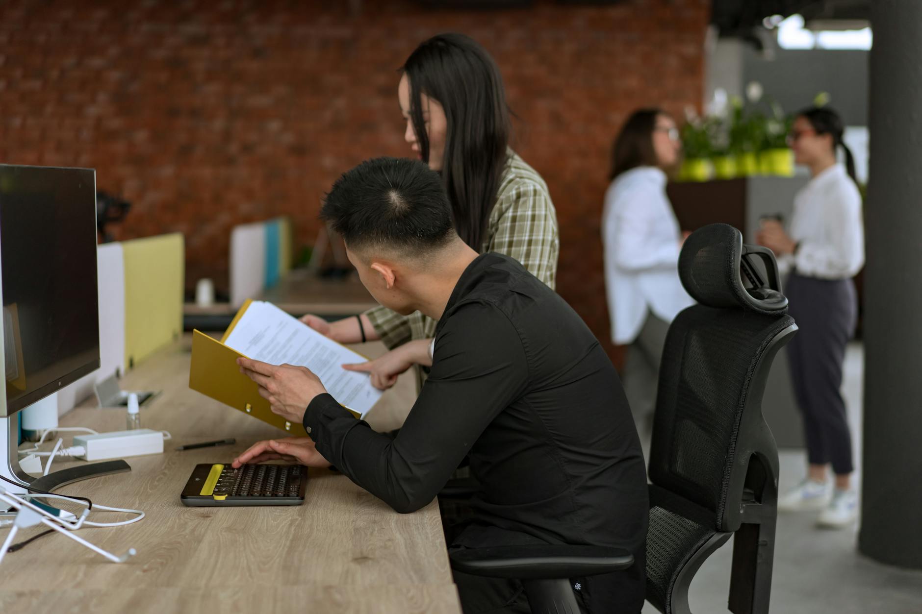 Relieve Back Pain with These Top Office Cushions — Real-World Testing and Expert Insights