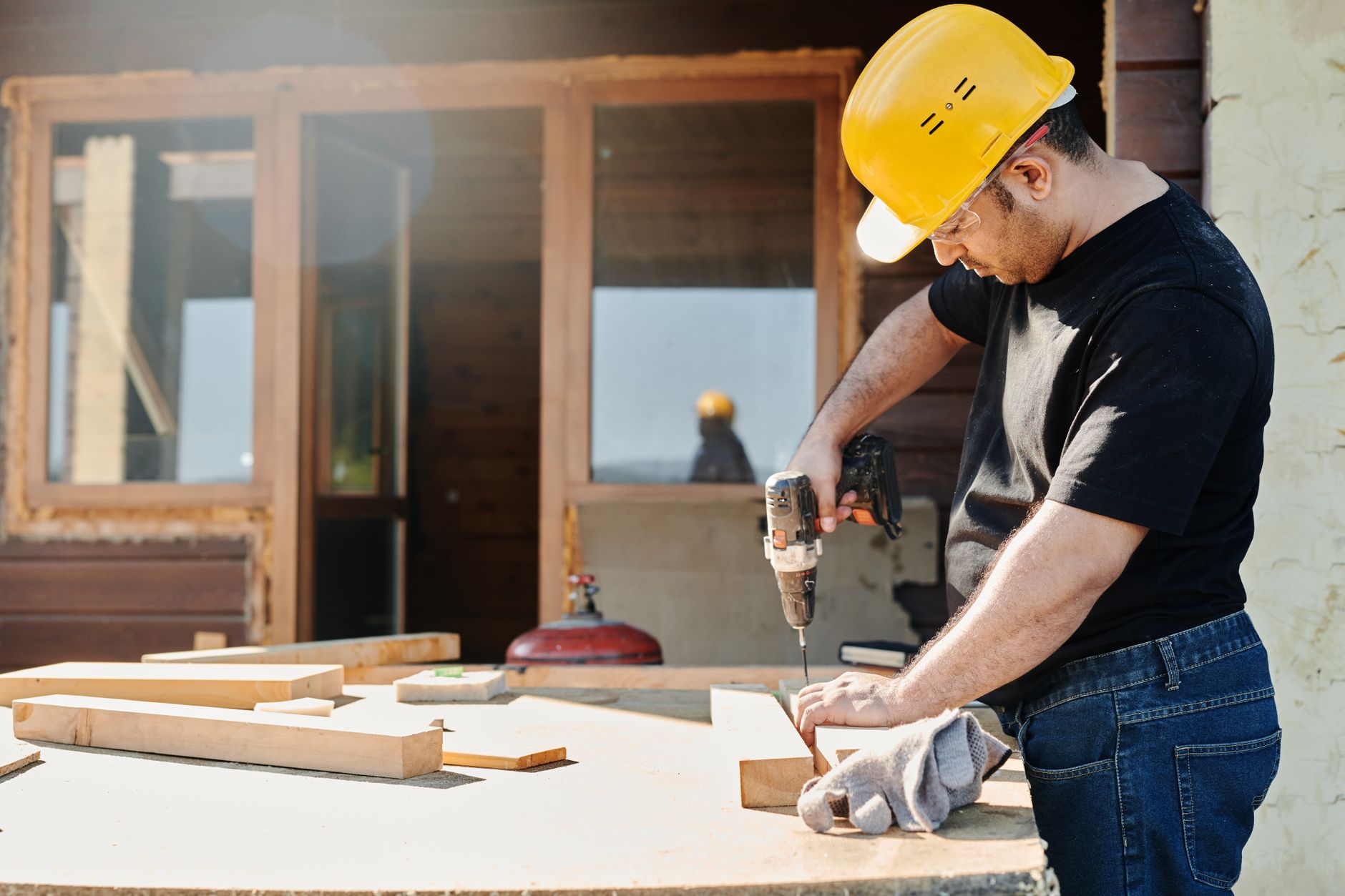 Cordless Drill or Impact Driver? — The Real Difference: Torque vs. Control