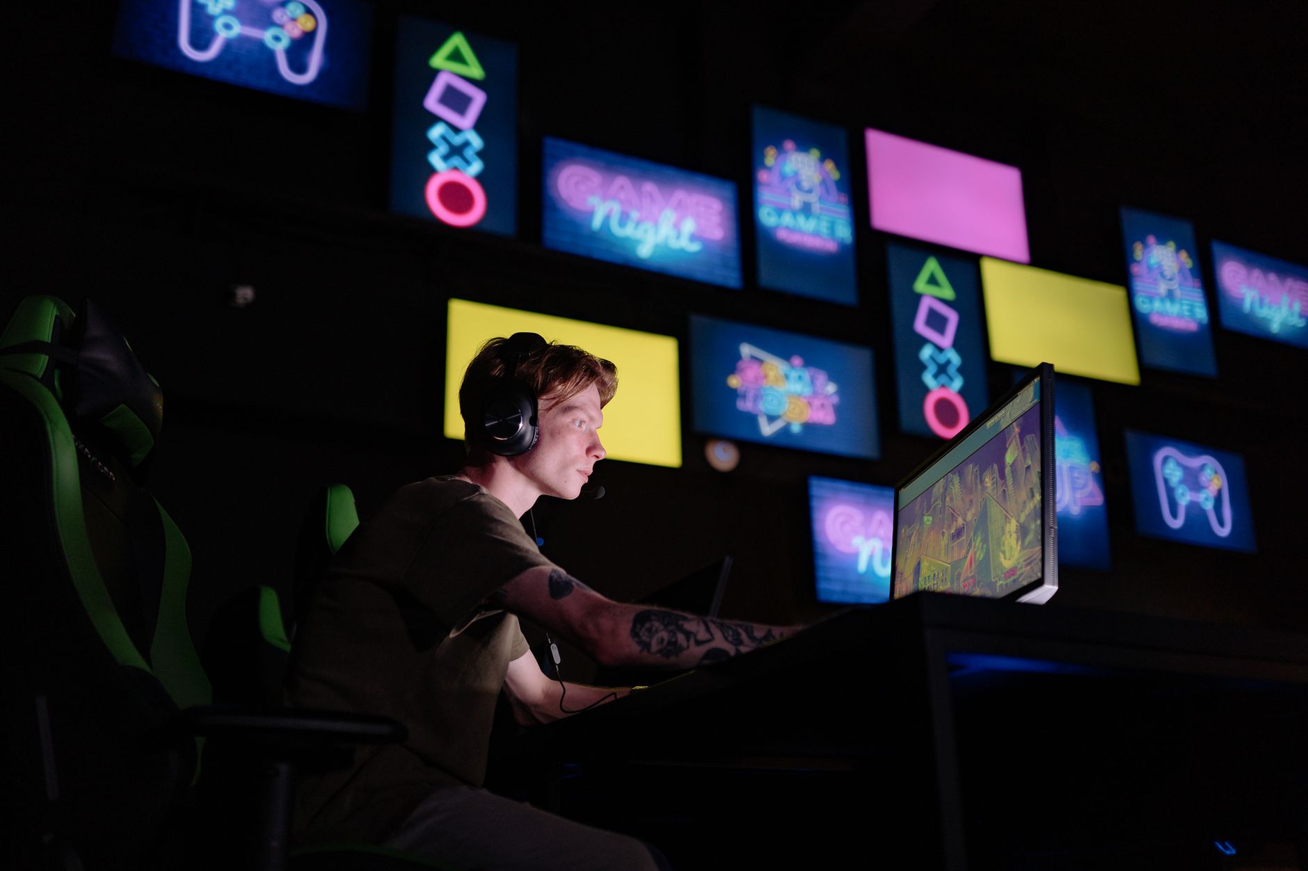 Laptop or Desktop: Which is Best for Gaming? — Best Gaming Laptop vs Desktop: The Ultimate Comparison