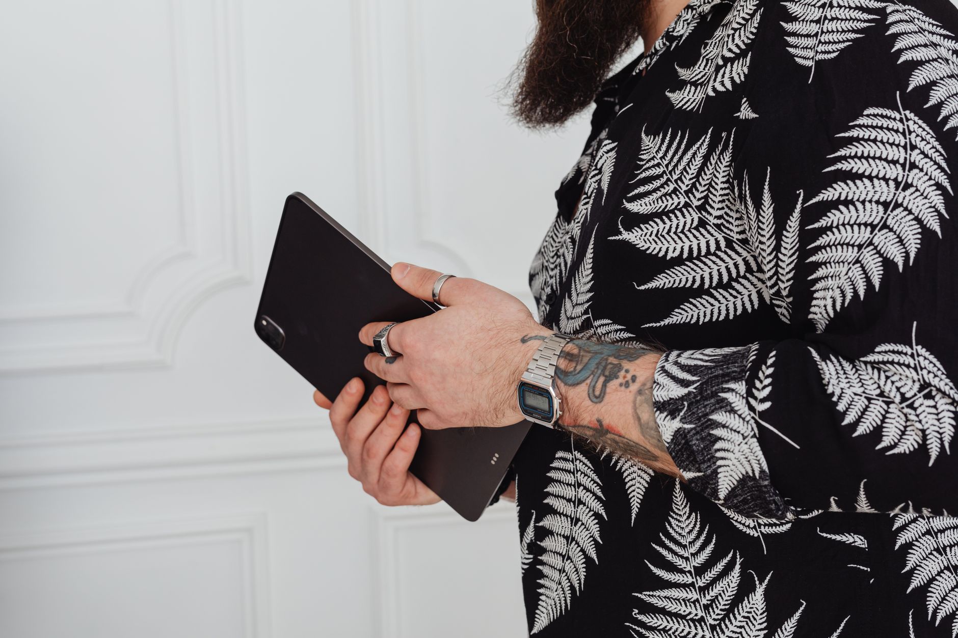 iPad Keyboard Showdown: Which Model Wins for Home Offices? — Why Your iPad Demands a Physical Keyboard in 2026