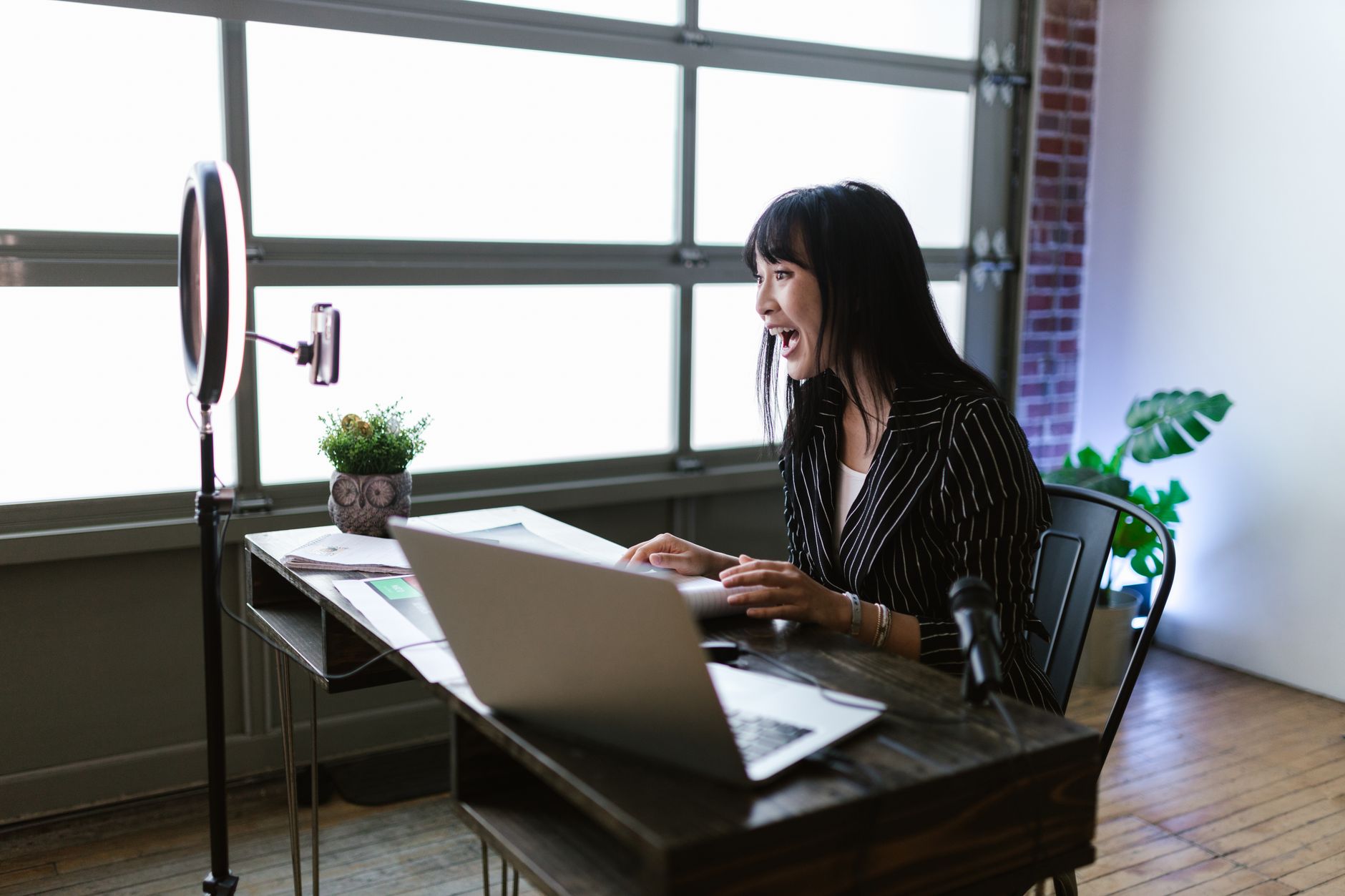 Logitech C920 HD Pro Webcam Review: Video call quality vs newer 4K options — Who should buy it
